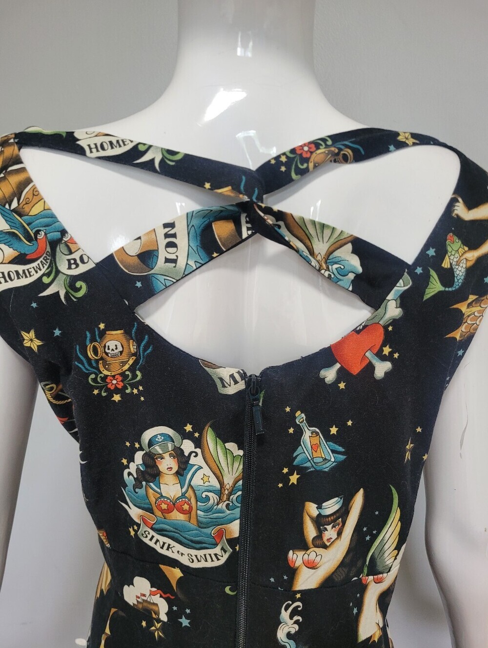 Cherry Velvet Angelina Dress In Sink Or Swim Print, VGUC, Size 1X - Picture 5 of 9